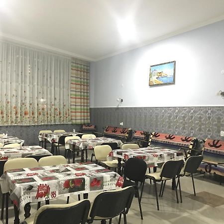 Bereke Hostel Sjymkent Exteriör bild