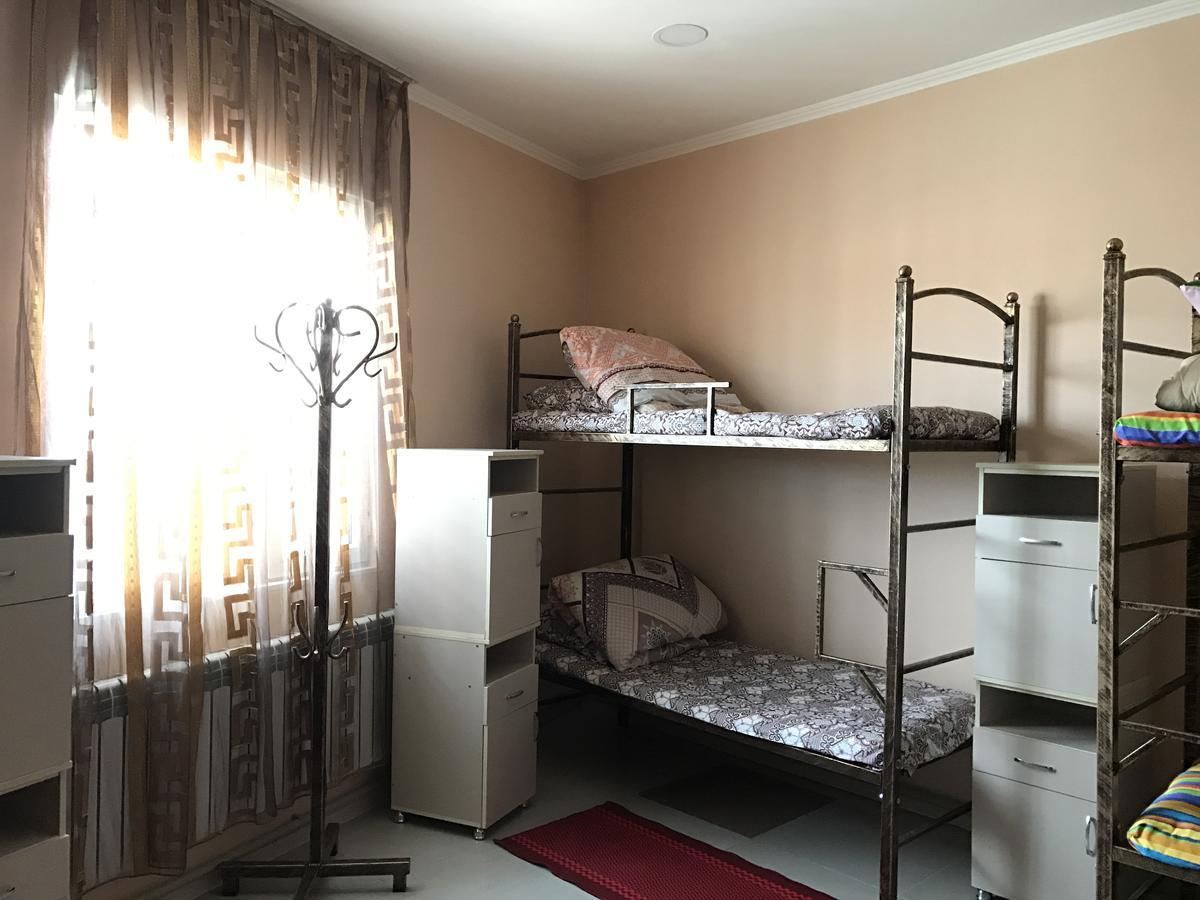 Bereke Hostel Sjymkent Exteriör bild